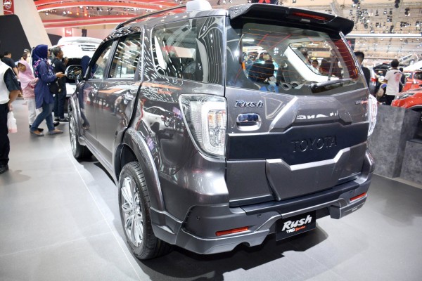Bocoran Spesifikasi New Toyota Rush dan Daihatsu Terios, Diluncurkan November 1 Bocoran Spesifikasi New Toyota Rush dan Daihatsu Terios, Diluncurkan November