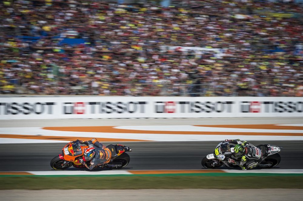 KTM Redbull KTM Factory Racing Peringkat 5 Klasemen Konstruktor MotoGP dan Hat-Trick di Moto2! 3 Bradley Smith KTM RC16 Comunitat Valenciana Ricardo Tormo 201