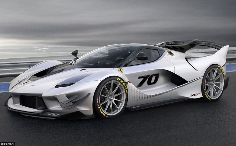 Ferrari FXX-K Evo, Jet Tempur Darat dari Italia !!! 1 Ferrari-FXX-K-Evo