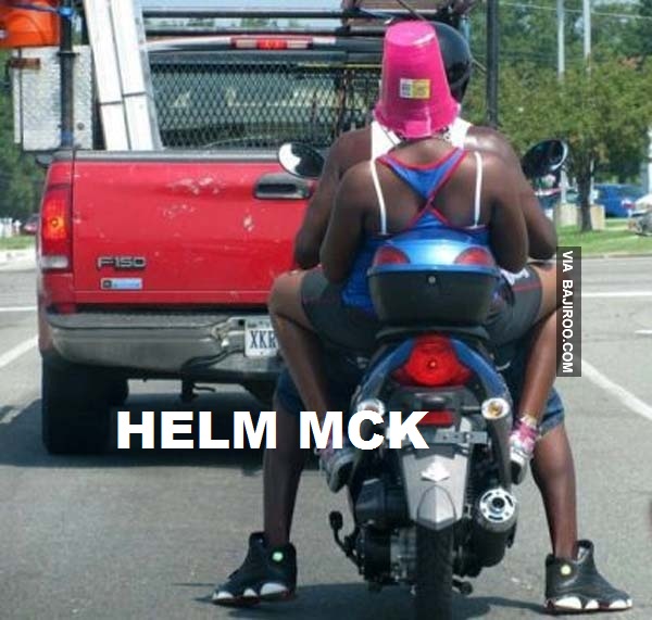 10 Meme Lucu dan Unik Seputar Helm 3 Helm Ember Funny Helmet