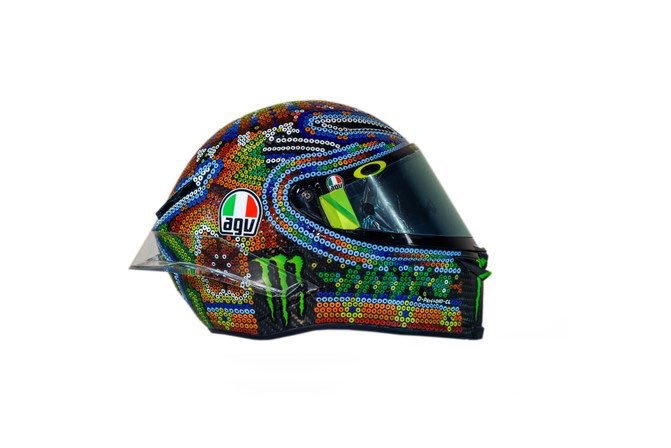 Helm Huichol Baru Valentino Untuk Tes Pra Musim Sepang dari Budaya Mexico ? 6 Helm Huicol Valentino Rossi