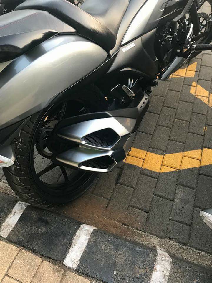 Suzuki Intruder 150 dan Kemungkinan di Boyong ke Indonesia 7 Suzuki Intruder 150