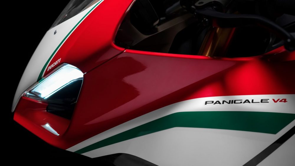 Spesifikasi All New Panigale V4 2018, Superbike Pakai Teknologi MotoGP Beneran !! 2 New Ducati Panigale V4 MY2018