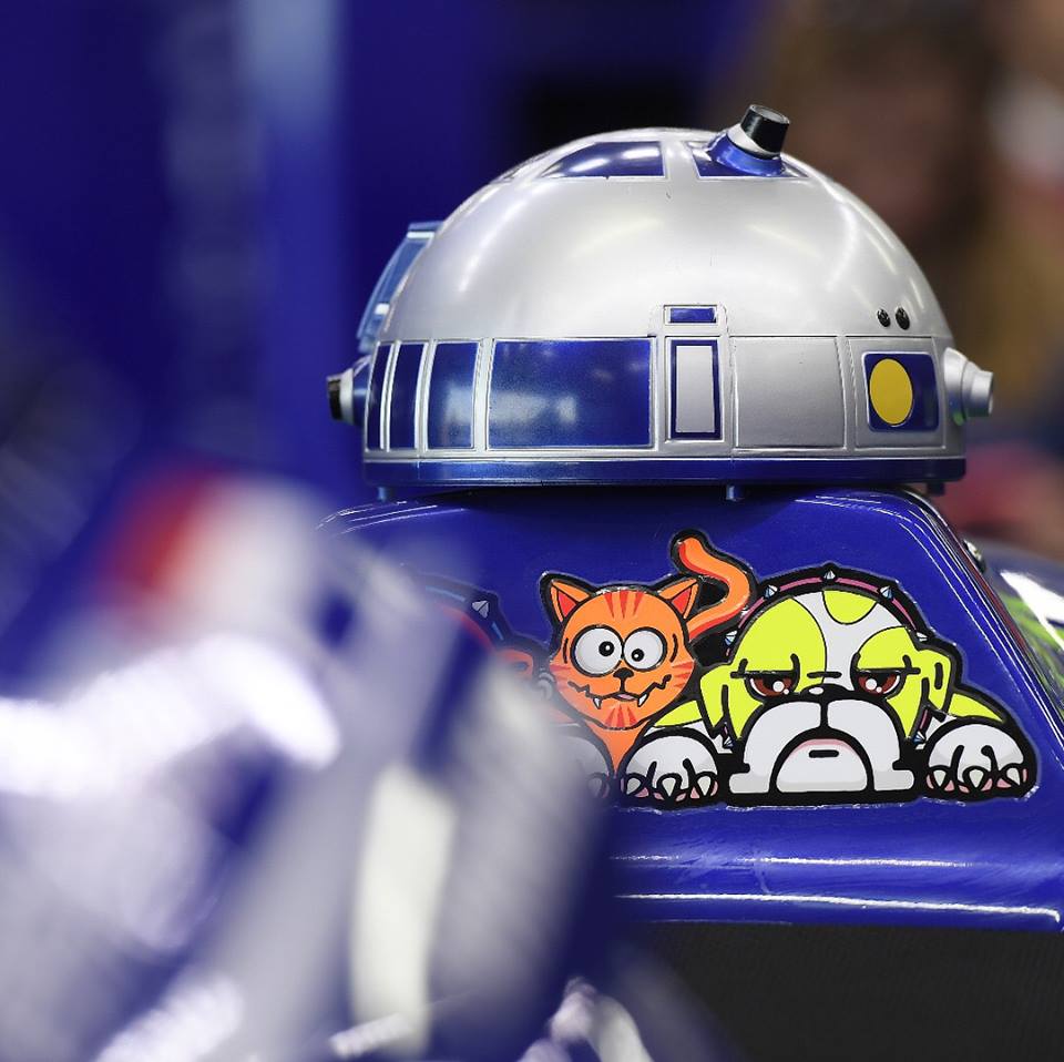 Ada Yang Unik Dengan Motor Rossi dan Vinales di Valencia !! 9 movistarystarwars