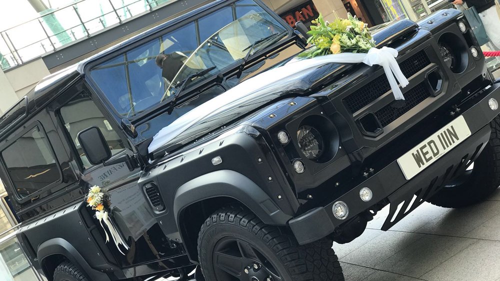 Ini Mobil yang Digunakan Pangeran Harry Bertunangan 1 Ini Mobil yang Digunakan Pangeran Harry Bertunangan