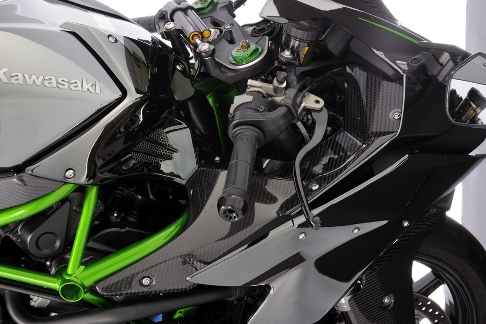 Kawasaki Ninja H2 Ini Bertaburkan Part Serat Karbon Lansiran MAGICAL RACING 9 Kawasaki Ninja H2 Ini Bertaburkan Part Serat Karbon