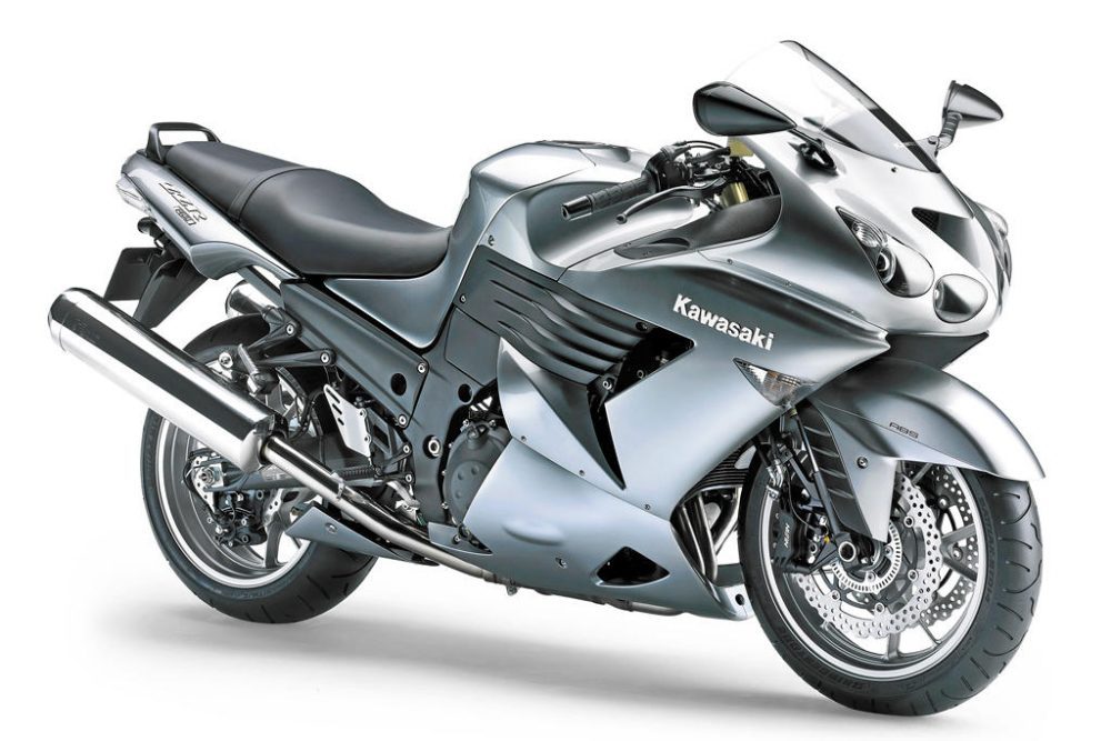 Kawasaki ZZR 1400 Mesin MotoGP dengan Ram Air, Tembus 200 PS !! 1 Kawasaki ZZR 1400 Mesin MotoGP