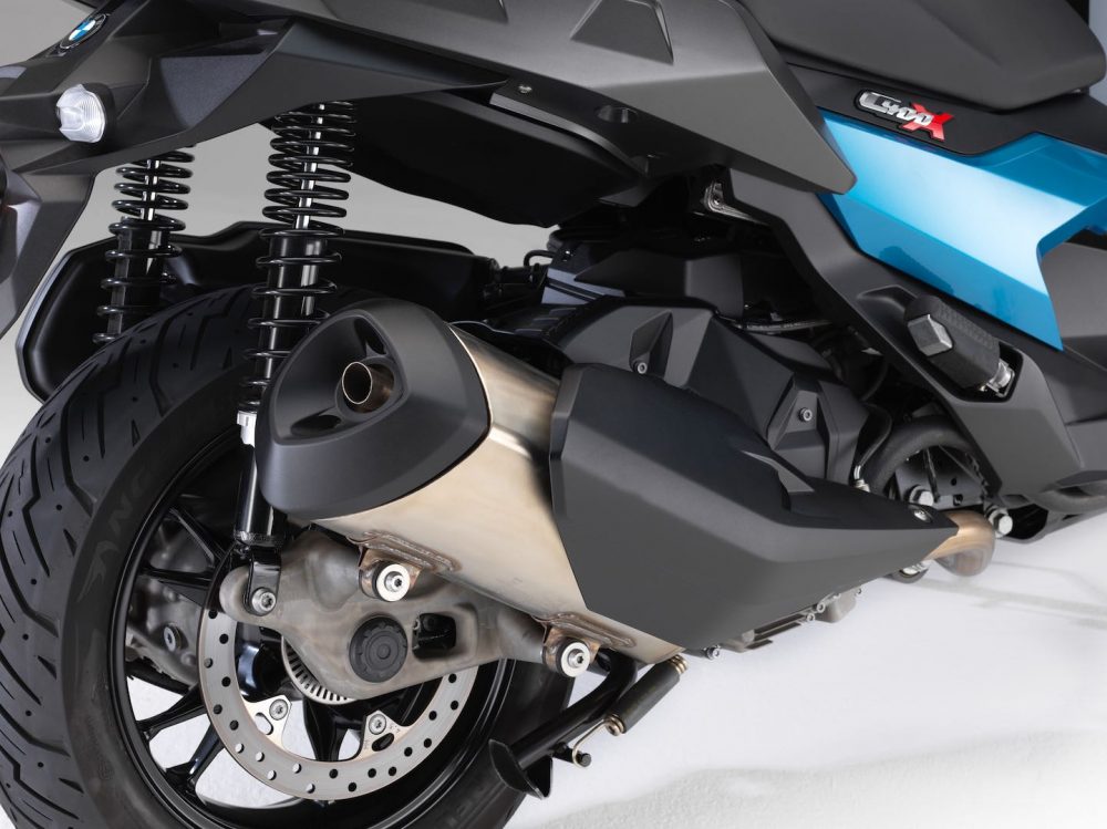 BMW C400X 2018 Review Spesifikasi dan Fiturnya Keren !!! 4 "Suspensi