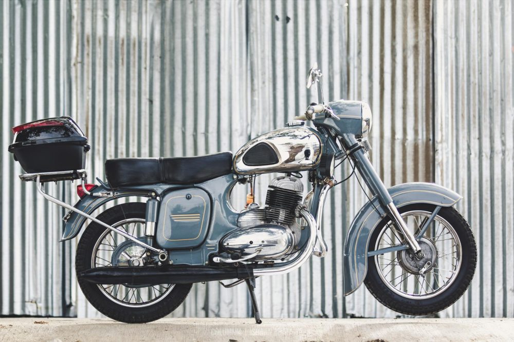 Motor Jawa yang Bukan dari Indonesia, Setangguh Tank ! 5 Jawa 1974 “Grey” 353