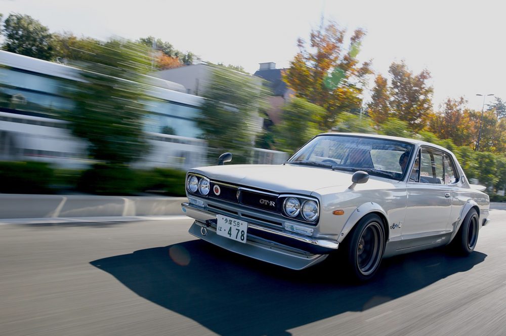 Pembatasan Usia Mobil Tua di Jepang Ternyata Hanya Mitos !!! 2 Nissan Skyline GT-R Coupe 1969