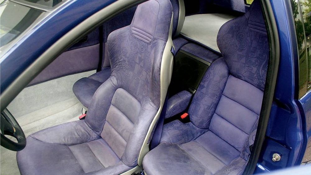 Dilihat Dari Bentuknya Tak Akan Menyangka Mobil Ini Buatan BMW 1 Interior BMW Z13