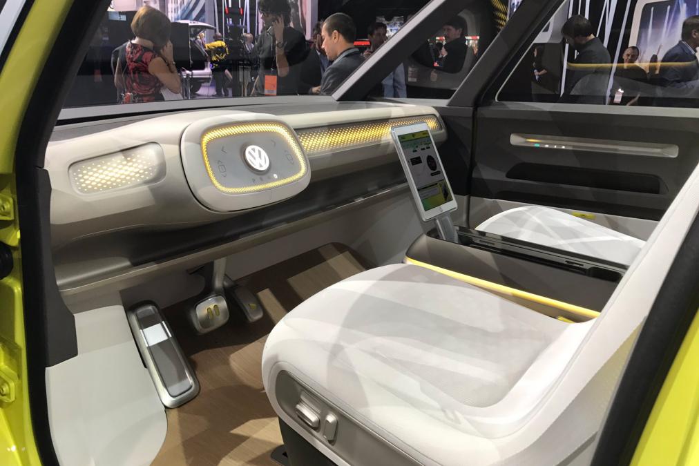 VW Combi Terbaru Ini Canggih Abiz ! 1 interior vw combi buzz