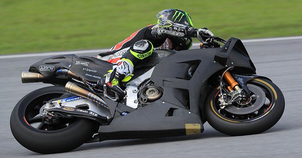 Ceplas-Ceplos Cal Crutchlow, Aerofairing Buang-Buang Uang