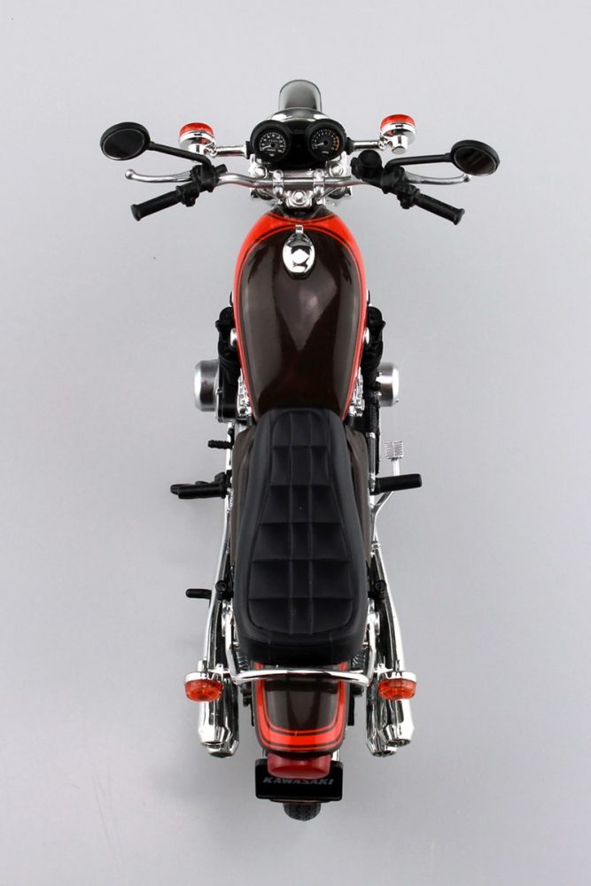 KAWASAKI 900Super 4 Z1 8