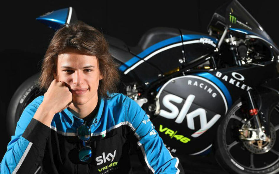 Bulega Ngotot di Moto3 Padahal Tubuhnya Kegedean