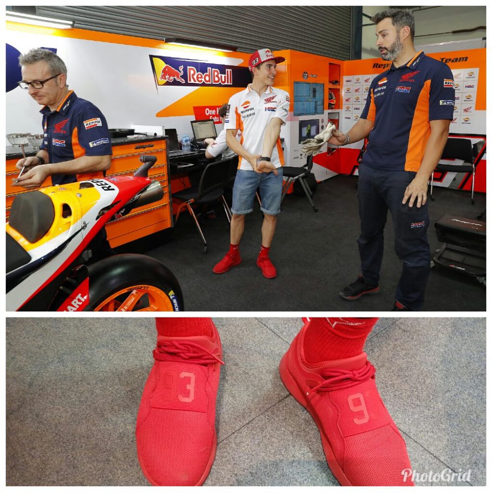 Sepatu kebalik