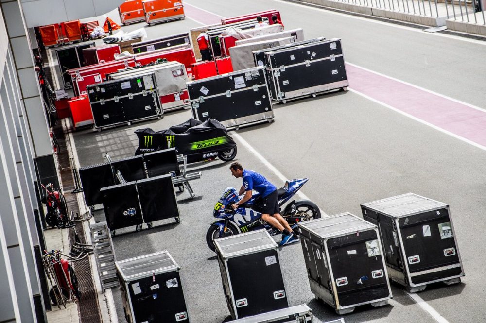 10 Foto Menarik Jelang Tes Pra Musim Qatar 2018, Nomor 4 Bikin Motor Meleleh ! 1 Tim Yamaha jelang Qatar