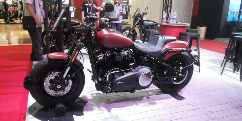 Motor-Motor Berbanderol Milyaran Rupiah Yang Bisa Anda Beli di IIMS 2018 3 Harley Davidson CVO Ultra Limited Anniversary Custom