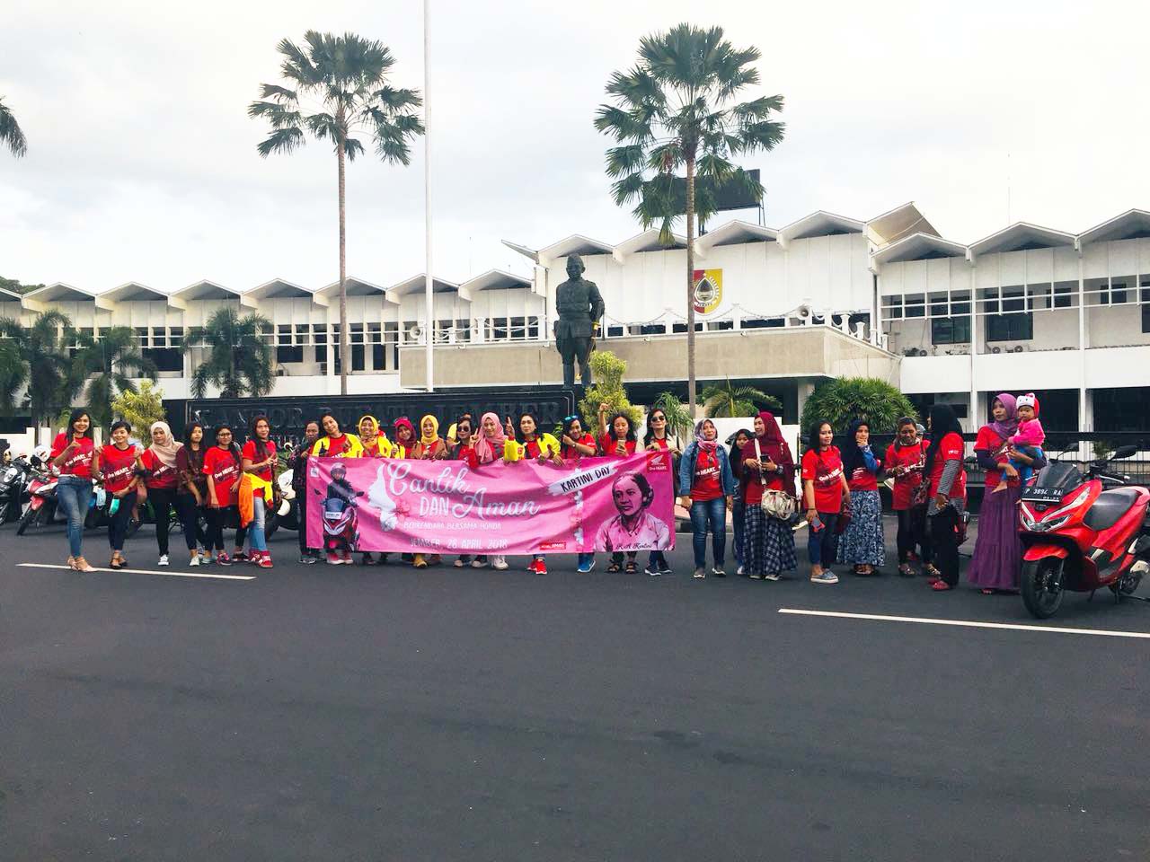 MPM Ajak Para Ladies Cantik dan Aman Berkendara Bersama Honda 4 MPM Ajak Para Ladies Cantik dan Aman Berkendara Bersama Honda 2