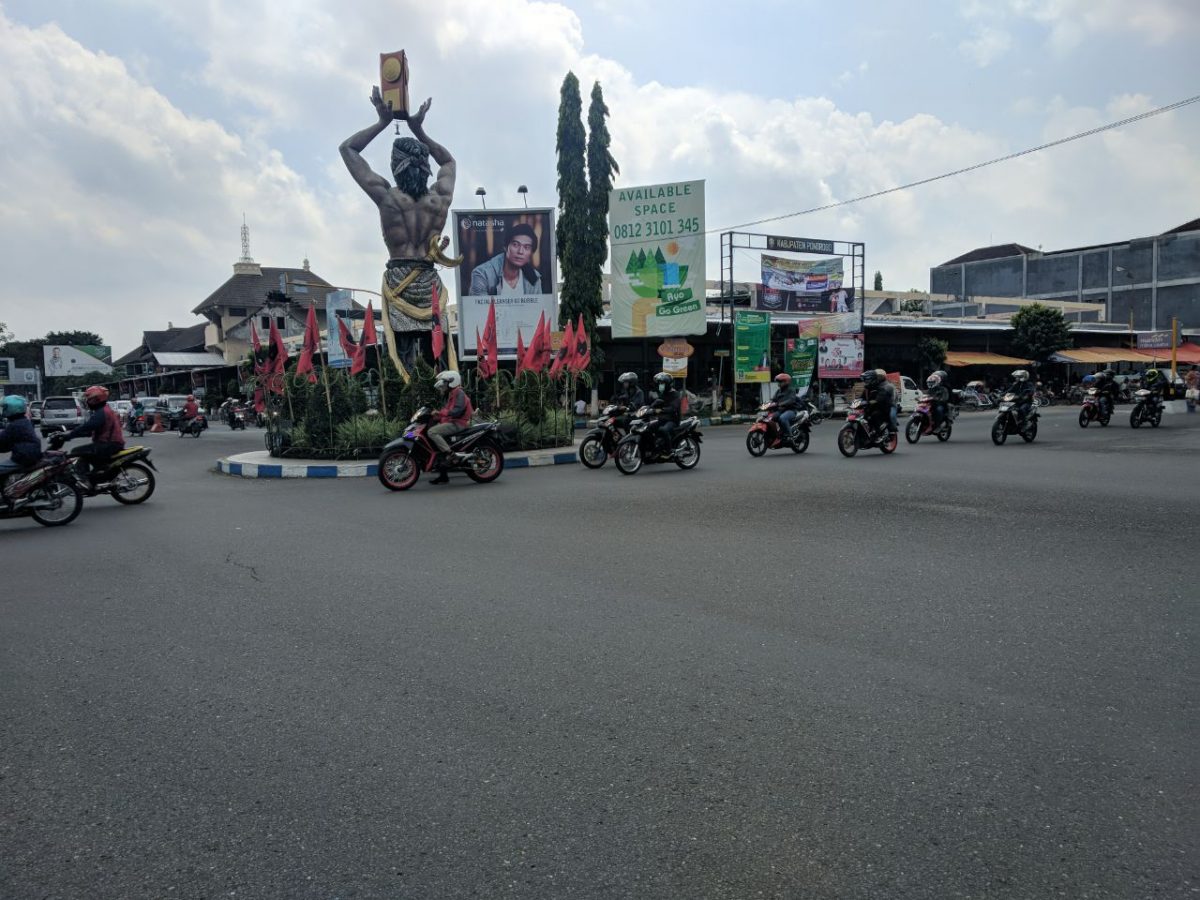 Komunitas Supra GTR150R Diajak PT. MPM Jelajah Kota Pacitan 3 MPM Ajak Pecinta Supra GTR150R Jelajah Kota Pacitan 3