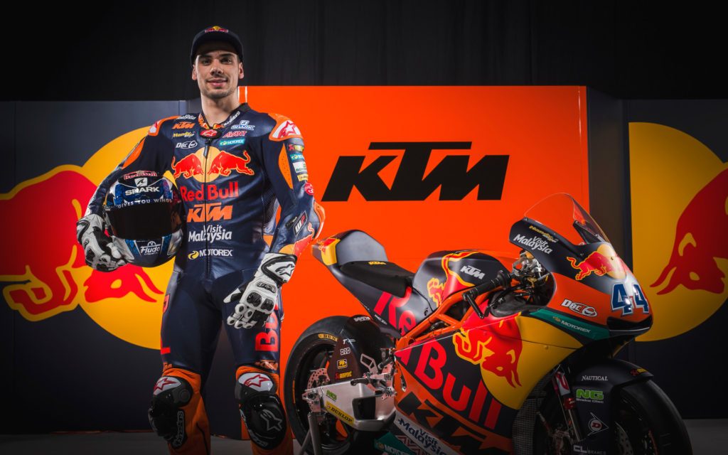 Oliveira Kecewa, Pengganti Zarco adalah Brad Binder, Ternyata Ini Alasannya! 1 Miguel Oliveira Tandem Hafiz Syahrin di Tech3 KTM MotoGP 2019
