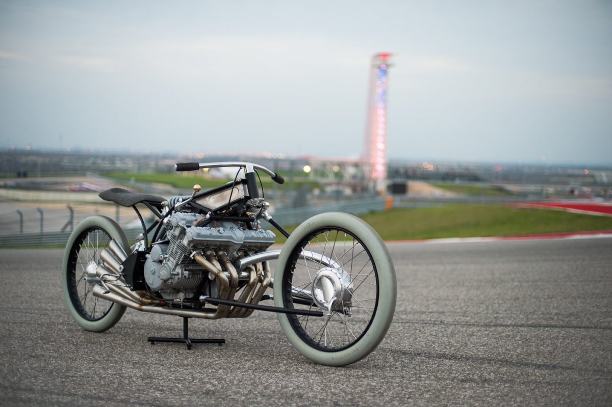 Modifikasi 'Kebangkitan' 1980 Honda CBX 6 Silinder 2 Modifikasi Kebangkitan 1980 Honda CBX 6 Silinder 3