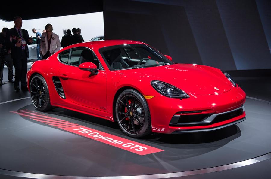 Inilah Hasil Penjualan Mobil Porsche Tahun 2018 1 Porsche 718 Cayman GTS