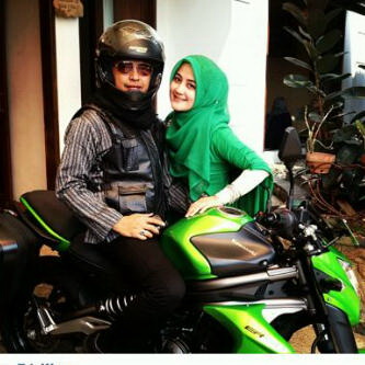 Ulama dan Motor Tunggangannya 3 ustadz jeffry al buchori