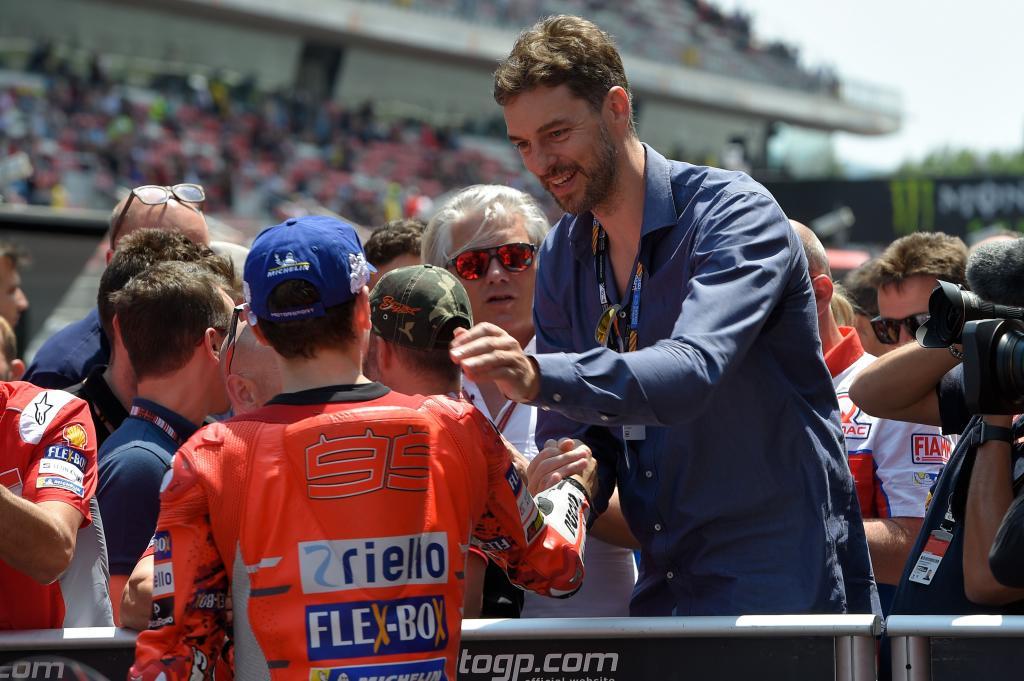 Astaga ! Komparasi Dani Pedrosa Pembalap Repsol dan Pau Gasol 3 Pau gasol Jorge Lorenzo