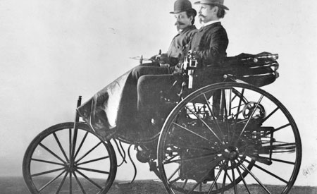 Replika Mobil Pertama di Dunia Ini Dijual, Mau ? 1 mobil pertama kali di dunia