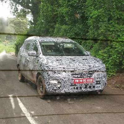 Renault Siapkan MPV Murah Pesaing Datsun Go? 1 spyshot renault mpv for india