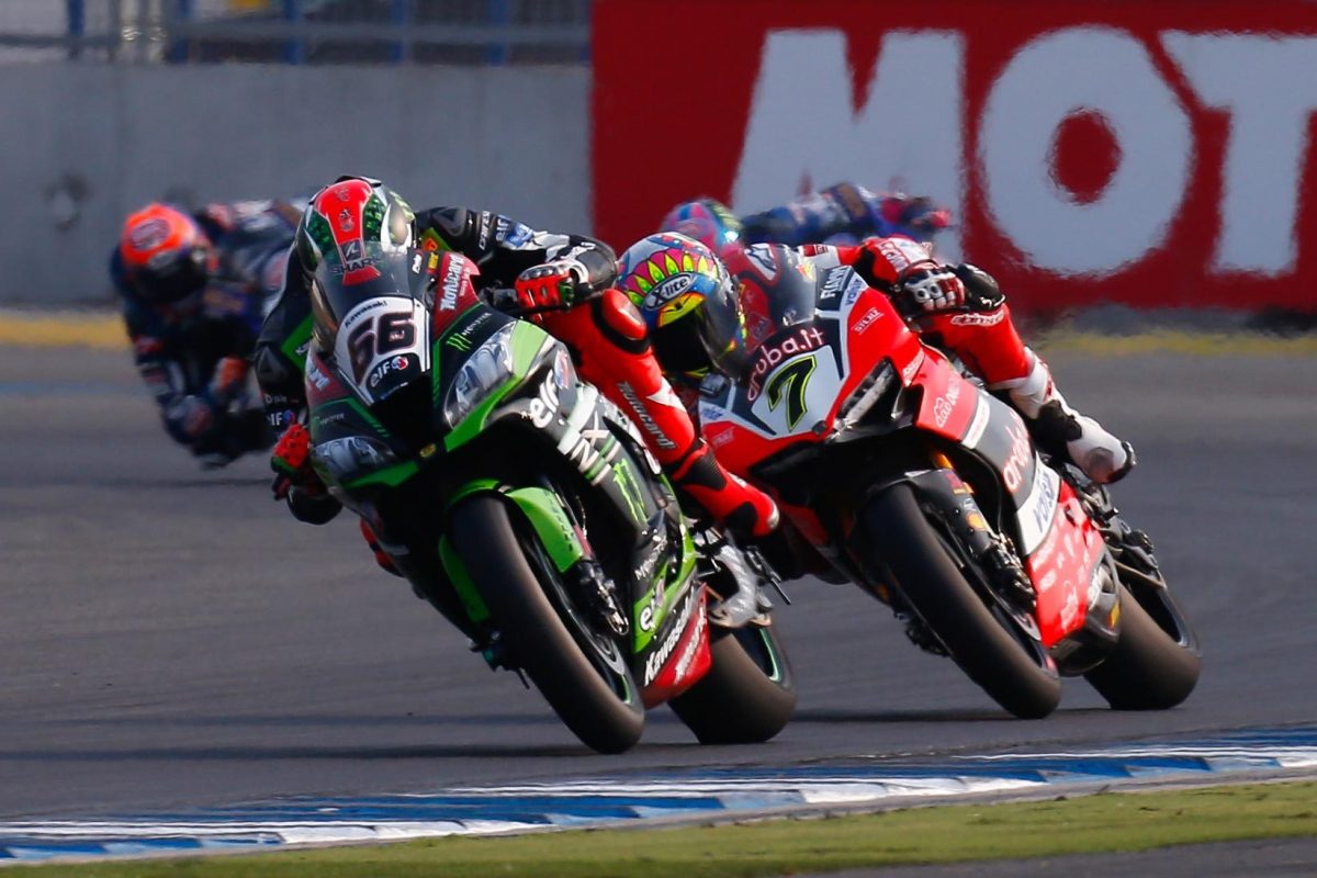 Batal Hijrah ke MotoGP, Jonathan Rea Tetap di KRT, Tom Sykes ke Yamaha 4 tom sykes chaz davies world superbike race 1 thailand