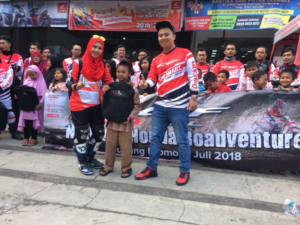 200 Bikers Honda CRF Nobar MXGP 1 200 komunitas dan konsumen Honda CRF Nobar MXGP