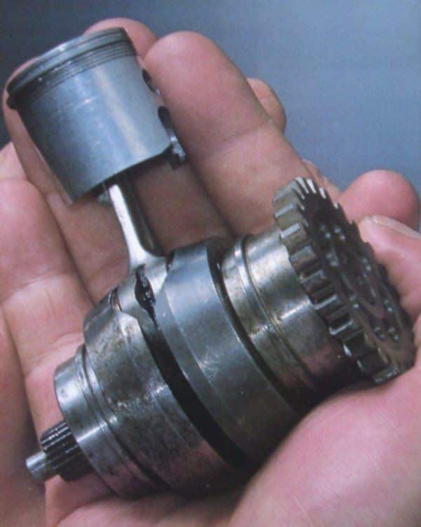 Piston Suzuki RK67
