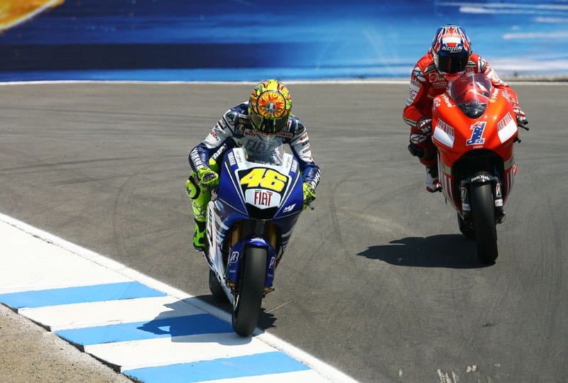 Valentino Rossi: Stoner Salah Satu Lawan Terberat Saya! 1 Valentino Rossi Casey Stoner