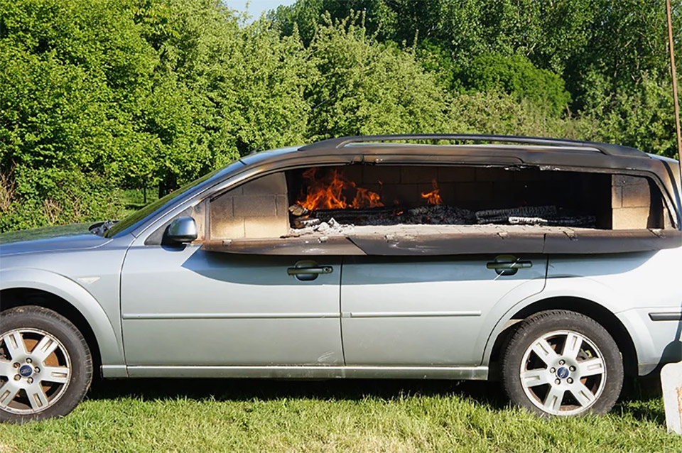 Ketika Mobil Bekas 'Disulap' Jadi Mobil Anti Mainstream 3 pizza oven car Benedetto Buffalino