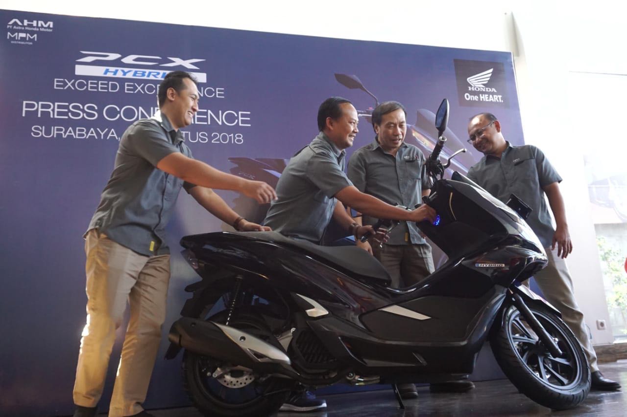 All New Honda PCX Hybrid Resmi Dipasarkan MPM 1 MPM Resmi Pasarkan All New Honda PCX Hybrid 2