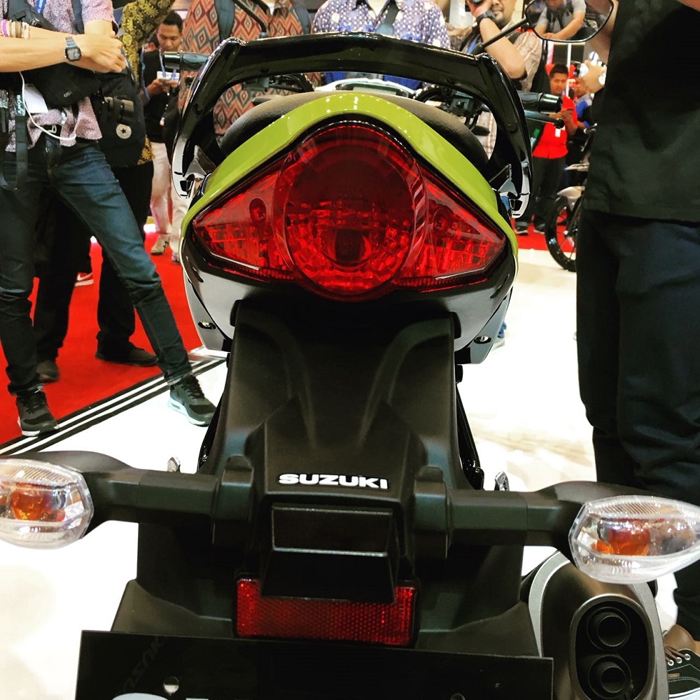 Suzuki GSX150 Bandit Resmi Diluncurkan di GIIAS 2018 3 Suzuki GSX150 Bandit 3