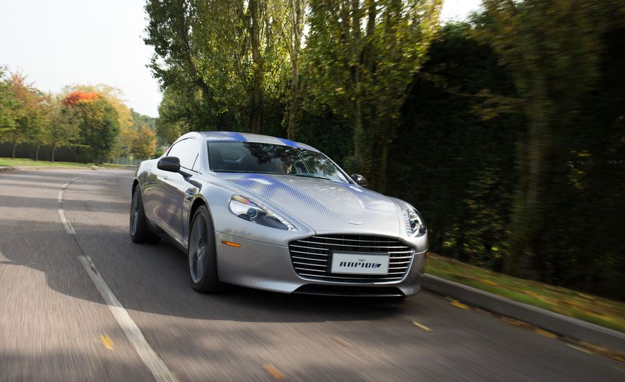 Rapide E Mobil Listrik Pertama Aston Martin, Performa Juos ! 1 Aston Martin Rapide E prototype