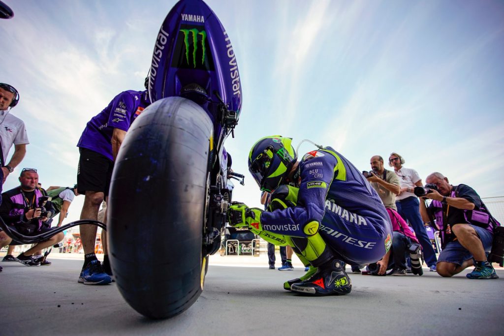 Berita Bagus Buat Rossi, Michelin Ciptakan Ban Belakang Baru yang Lebih Baik Lagi! 1 Valentino Rossi Aragon