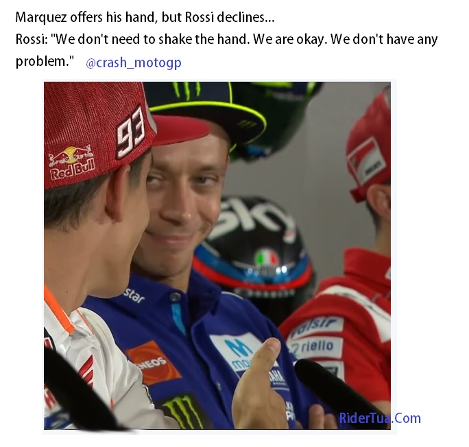 Panas ! Valentino Rossi Tolak Jabat Tangan 'Perdamaian' Marc Marquez 3 Valentino Rossi Tolak Jabat Tangan Perdamaian Marc Marquez