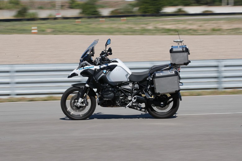 BMW Bikin Motor Otonom Tanpa Pengendara 1 bmw motor otonom