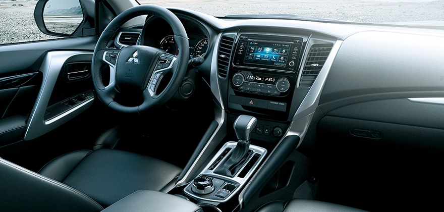 Mitsubishi Pajero Sport Generasi Baru Meluncur di India 2 interior pajero sport