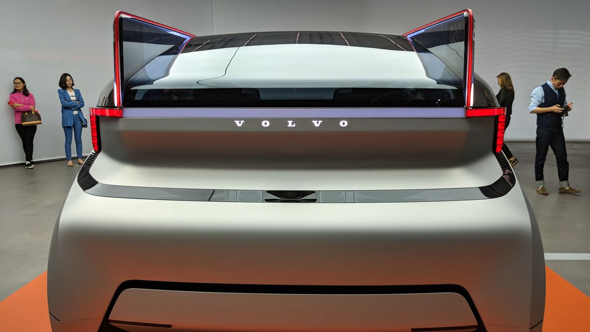 Kabin Mobil Ini Layaknya Kabin Pesawat First Class 1 volvo360cv back
