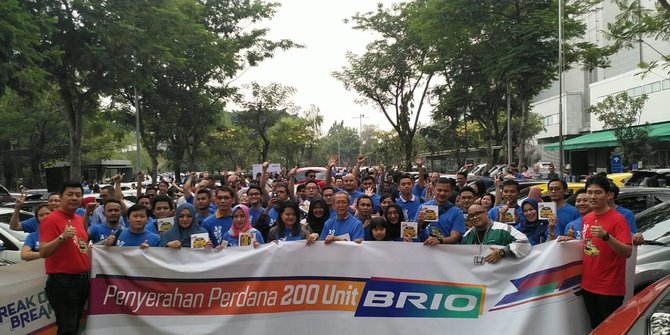 Harga All New Honda Brio Terdampak Naiknya Dolar? 2 200 pembeli pertama all new honda brio di dunia