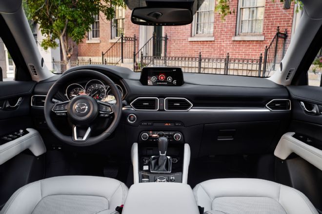 Kepastian Mazda CX-5 Turbo Hadir di Indonesia 2 2018 mazda cx 5 dashboard