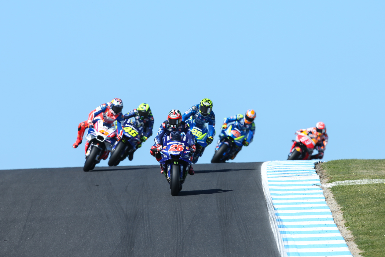 Ini Penjelasan Kenapa Vinales Bisa Menang dan Valentino Rossi Hanya Posisi 6 di GP Australia 2 Ini Penjelasan Kenapa Vinales Bisa Menang dan Valentino Rossi Hanya Posisi 6 di GP Australia