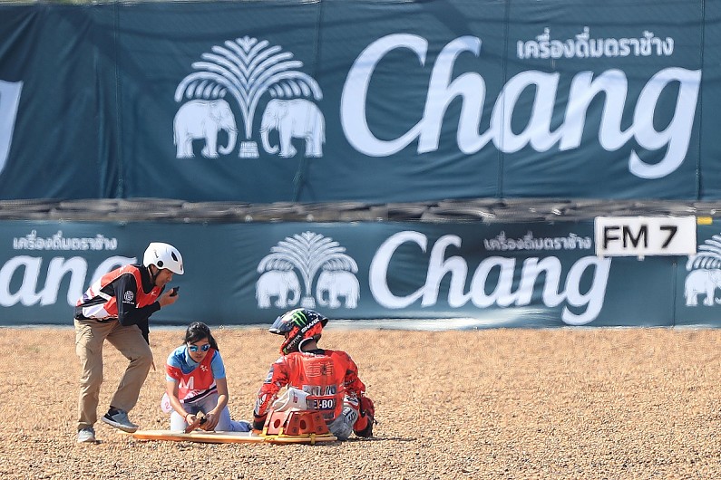Kecelakaan Jorge Lorenzo Sabotase ? 2 Kecelakaan Jorge Lorenzo sabotase 1