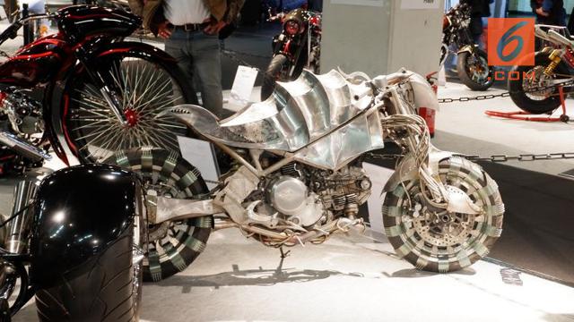 Motor-Motor Kustom Keren Mejeng di Intermot 2018 1 motor kustom intermot 2018 1