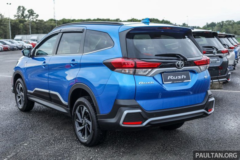 Toyota Luncurkan Rush Terbaru di Malaysia, Apa yang Baru? 1 rush malaysia tampak belakang